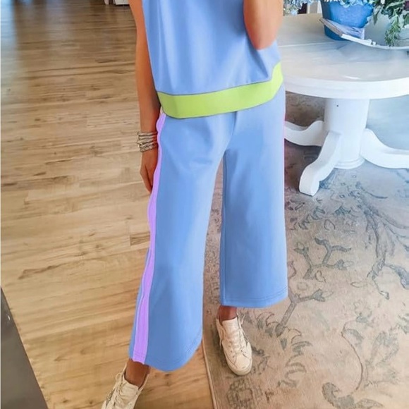 Pastel Set. Size medium. - Picture 3 of 5